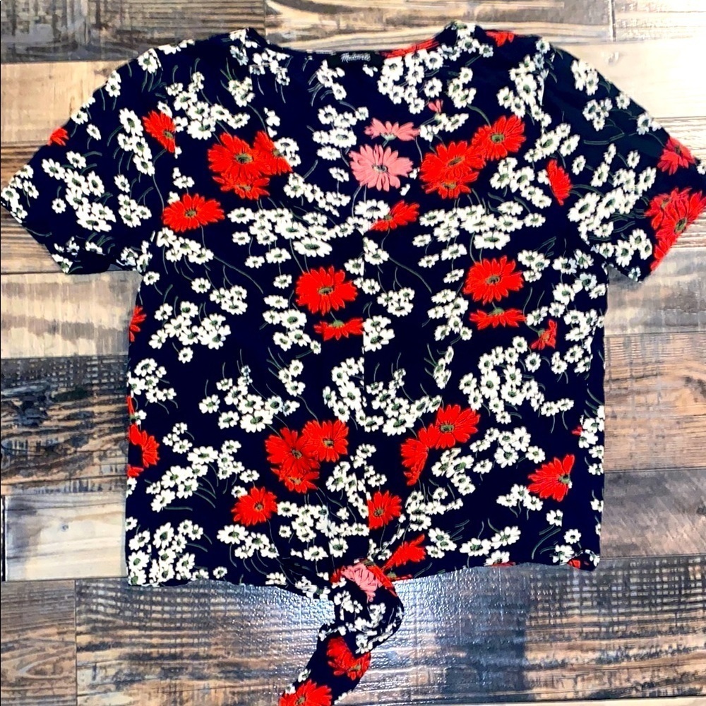 Madewell Tie Front V Neck Floral Blouse size small